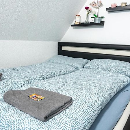 #1 Modernes Zimmer Mit Pool Und Garten Μέμμινγκεν Εξωτερικό φωτογραφία
