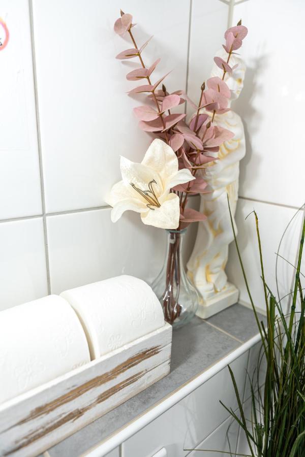 #1 Modernes Zimmer Mit Pool Und Garten Μέμμινγκεν Εξωτερικό φωτογραφία