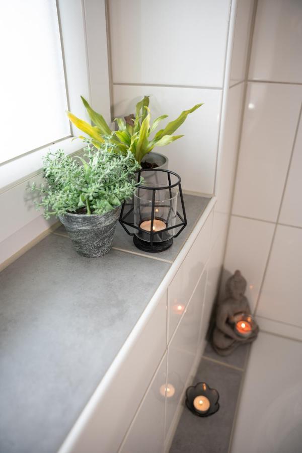 #1 Modernes Zimmer Mit Pool Und Garten Μέμμινγκεν Εξωτερικό φωτογραφία