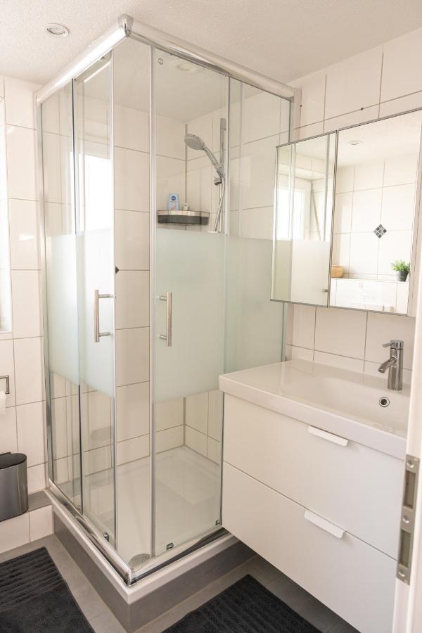 #1 Modernes Zimmer Mit Pool Und Garten Μέμμινγκεν Εξωτερικό φωτογραφία